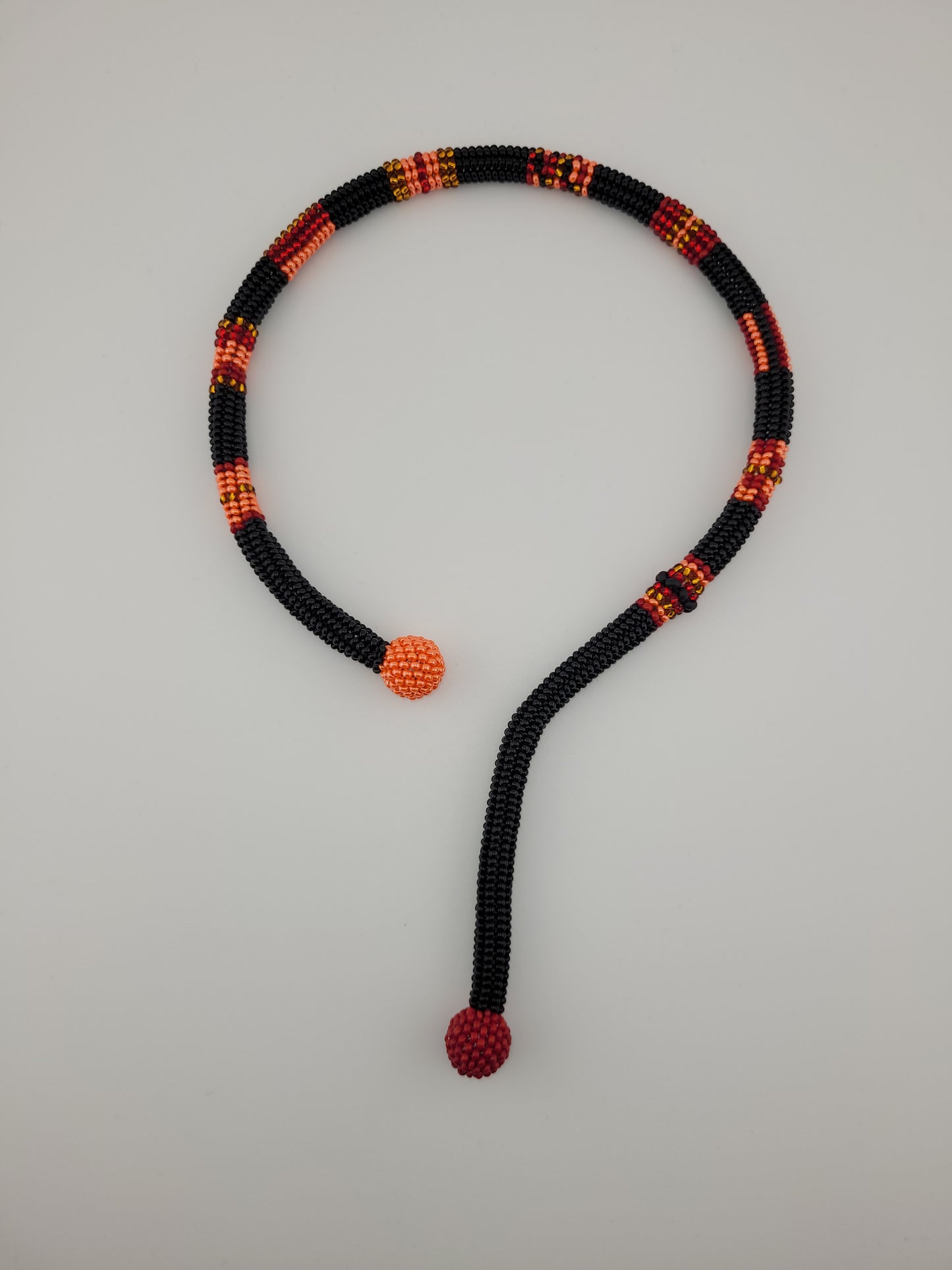 Collier en perles tour de cou Bangalore