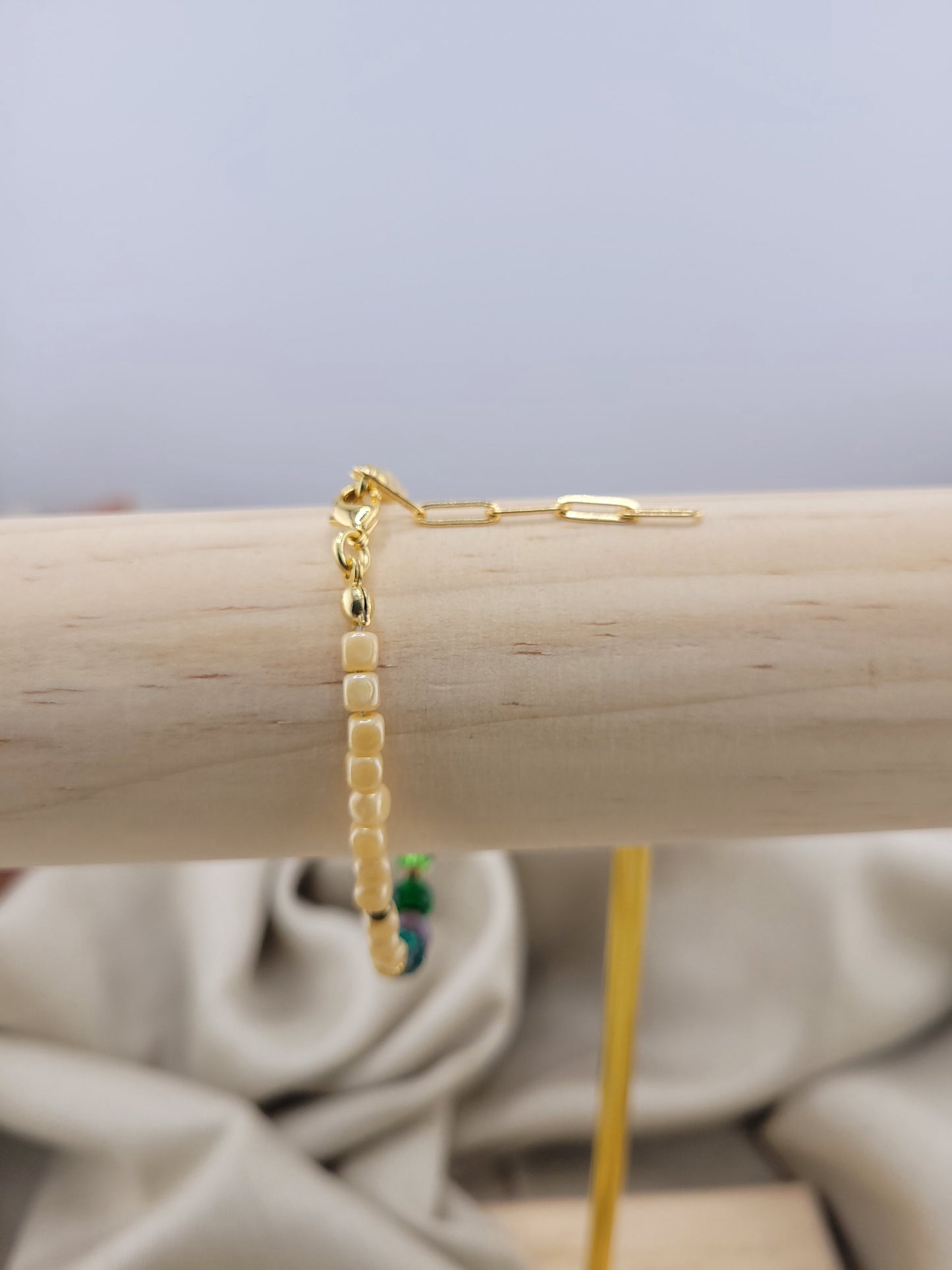 Bracelet en perles de verre vert Mandurai