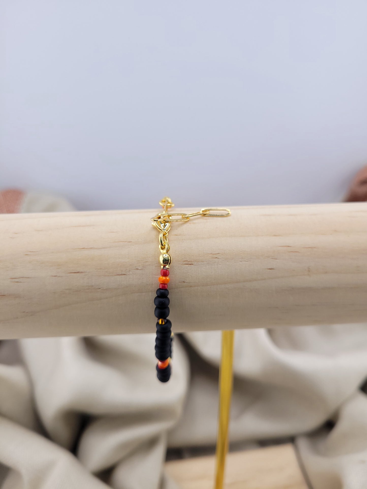 Bracelet en perles jaspe rouge Tanjavur