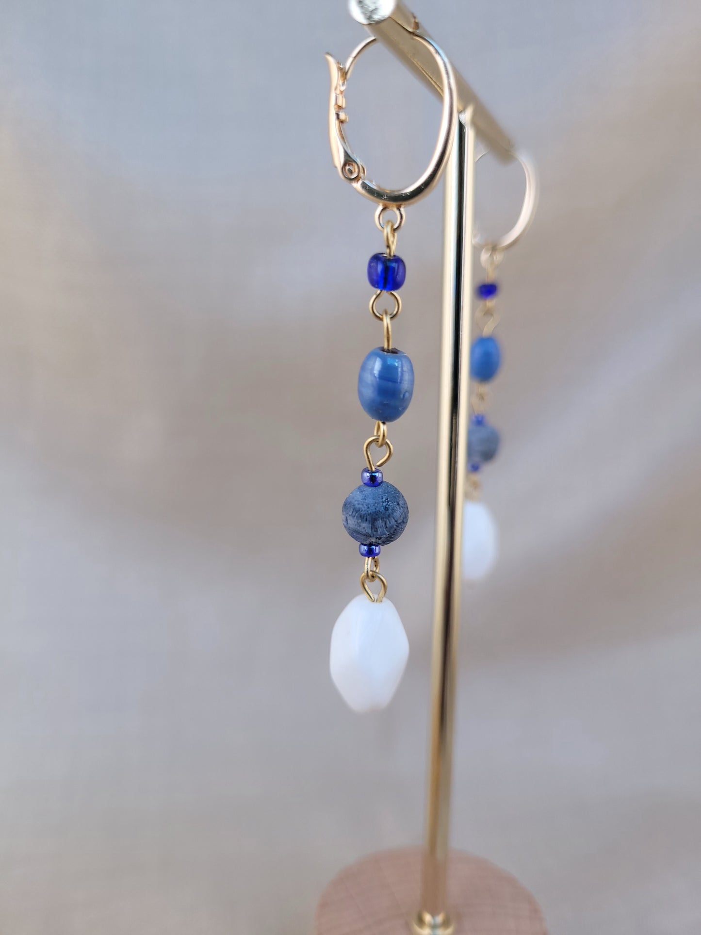 Boucles d'oreilles pendantes bleu Bombay