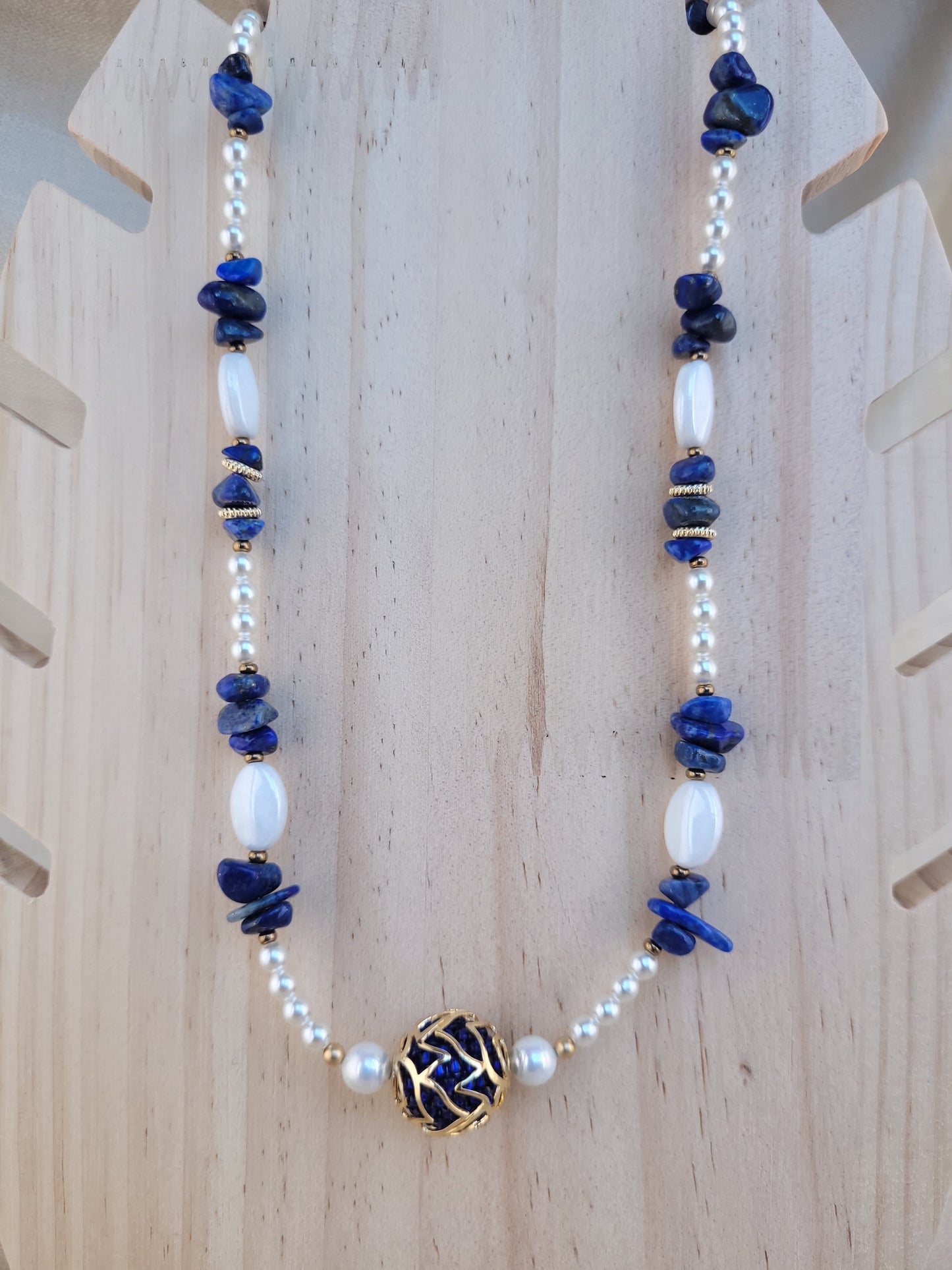 Collier en perle de Lapis Lazuri Galata