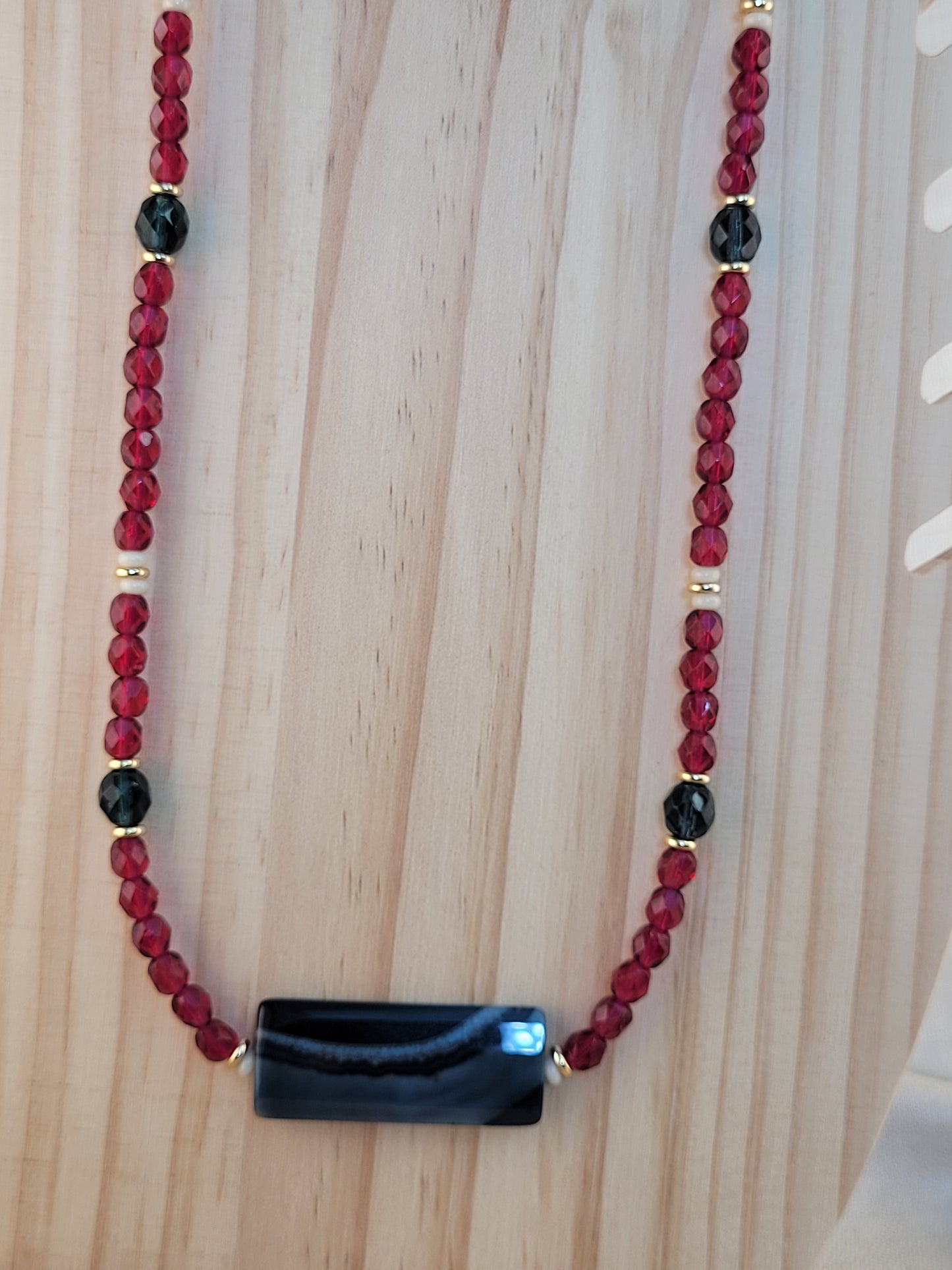 Collier sautoir Bordeau et bleu Bogota