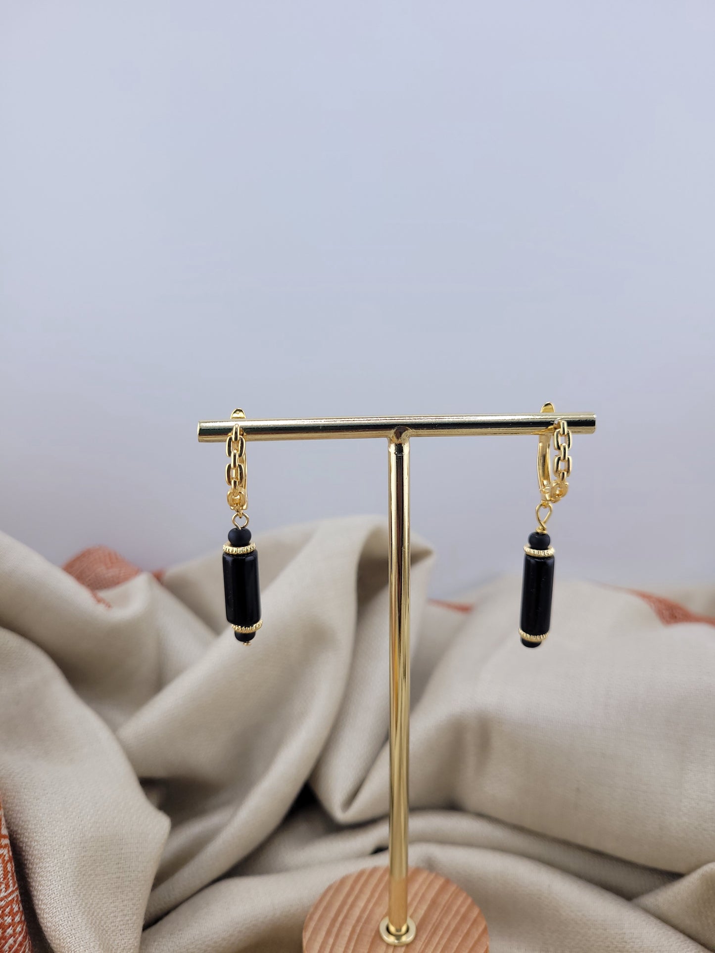 Boucles d'oreilles dormeuse onyx noir Tanjavur