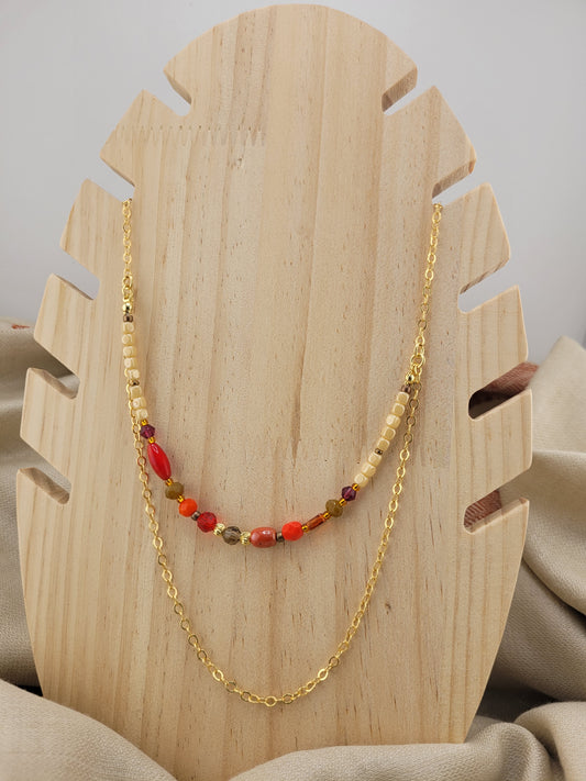 Collier multi rang en perles rouge Mandurai