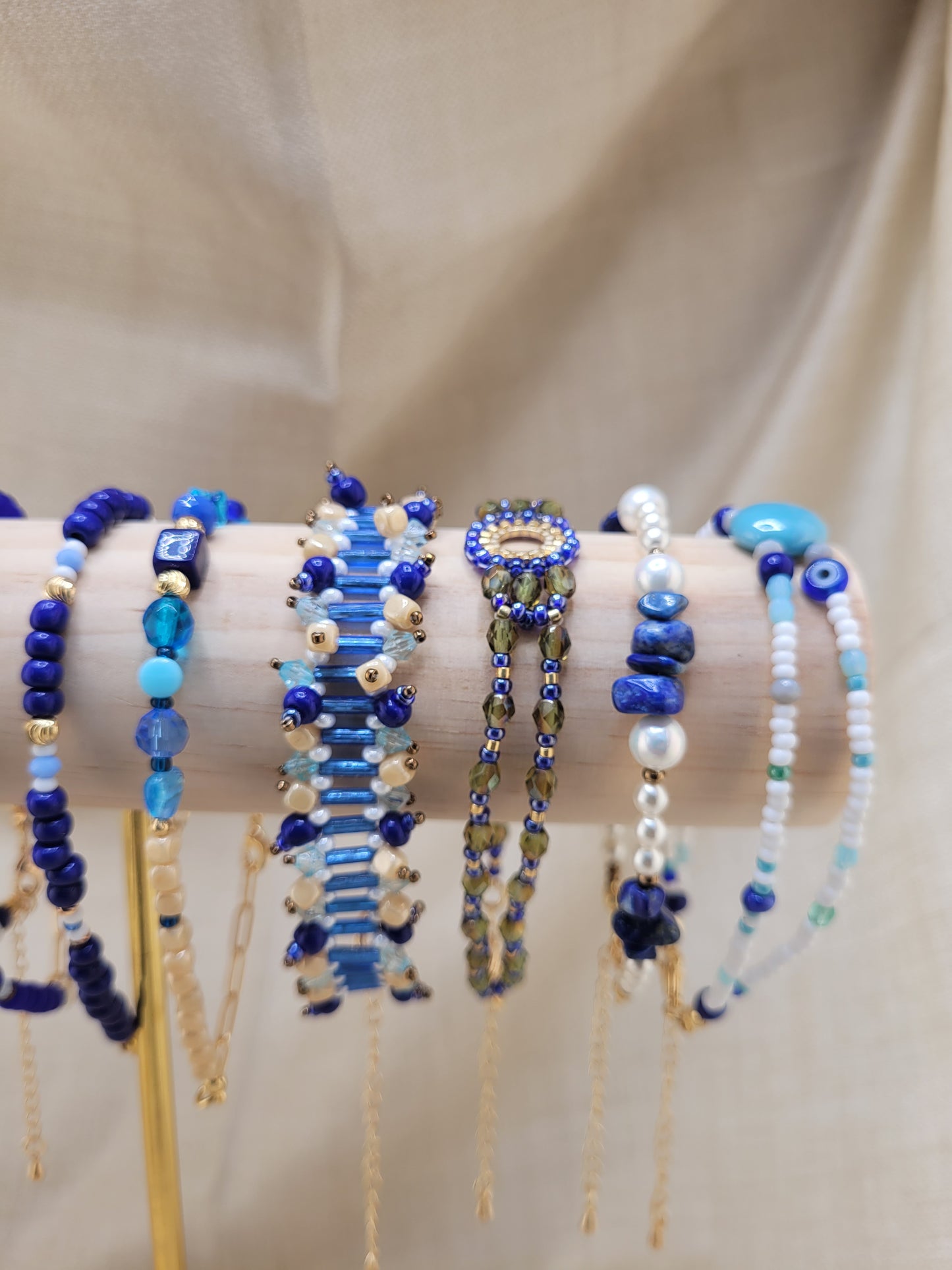 Bracelet en perles de verre bleu Mandurai