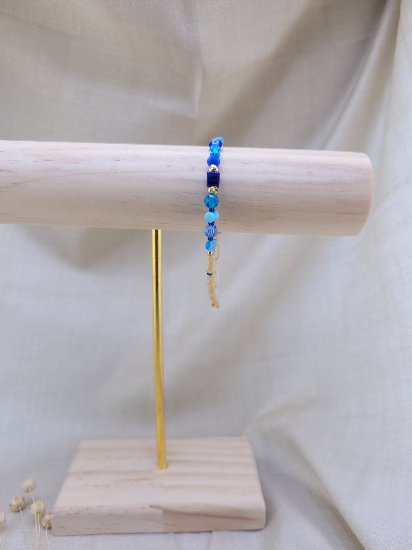 Bracelet en perles de verre bleu Mandurai