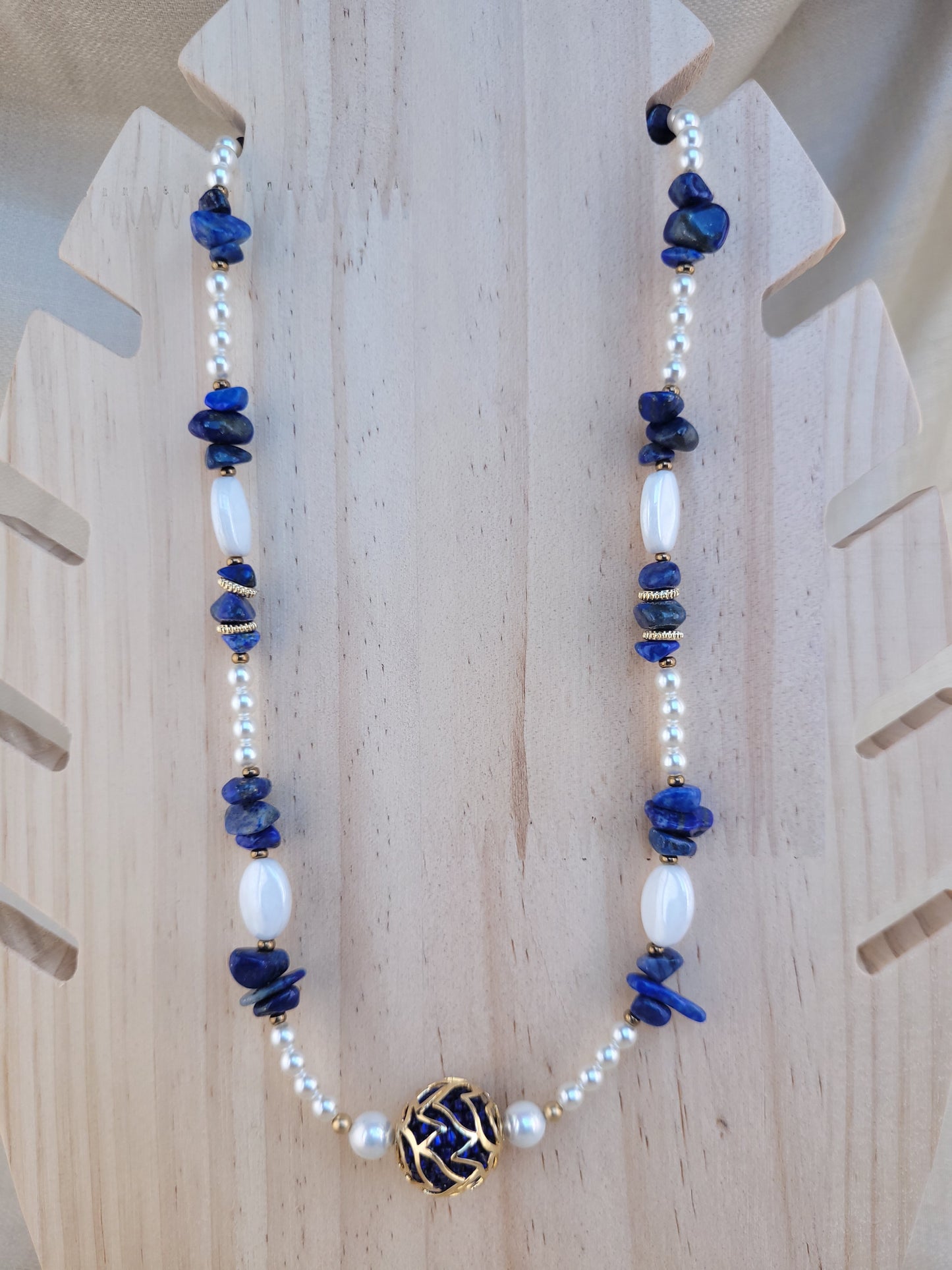 Collier en perle de Lapis Lazuri Galata