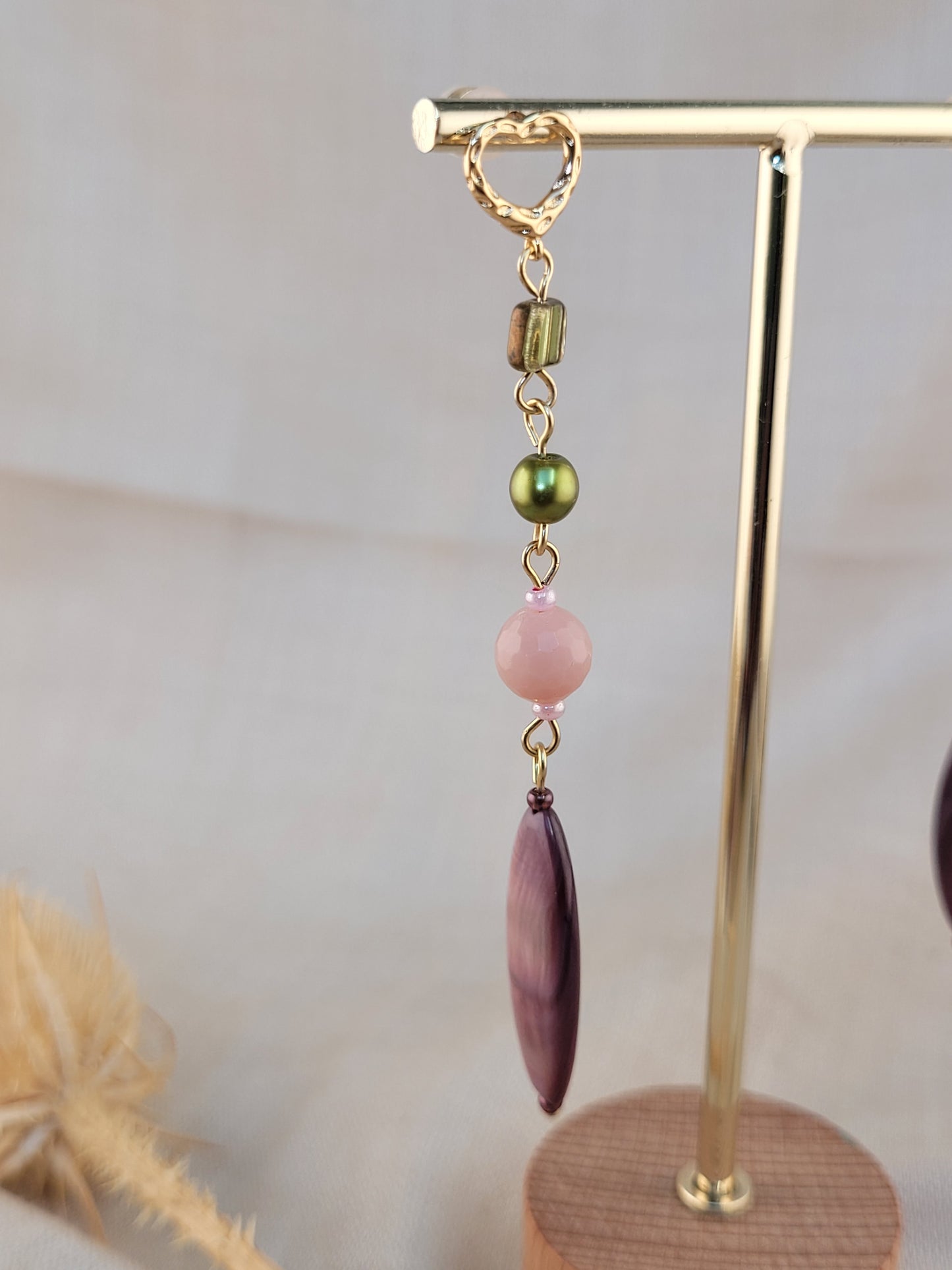 Boucles d'oreilles pendantes Opale et perles de coquillages Mombasa